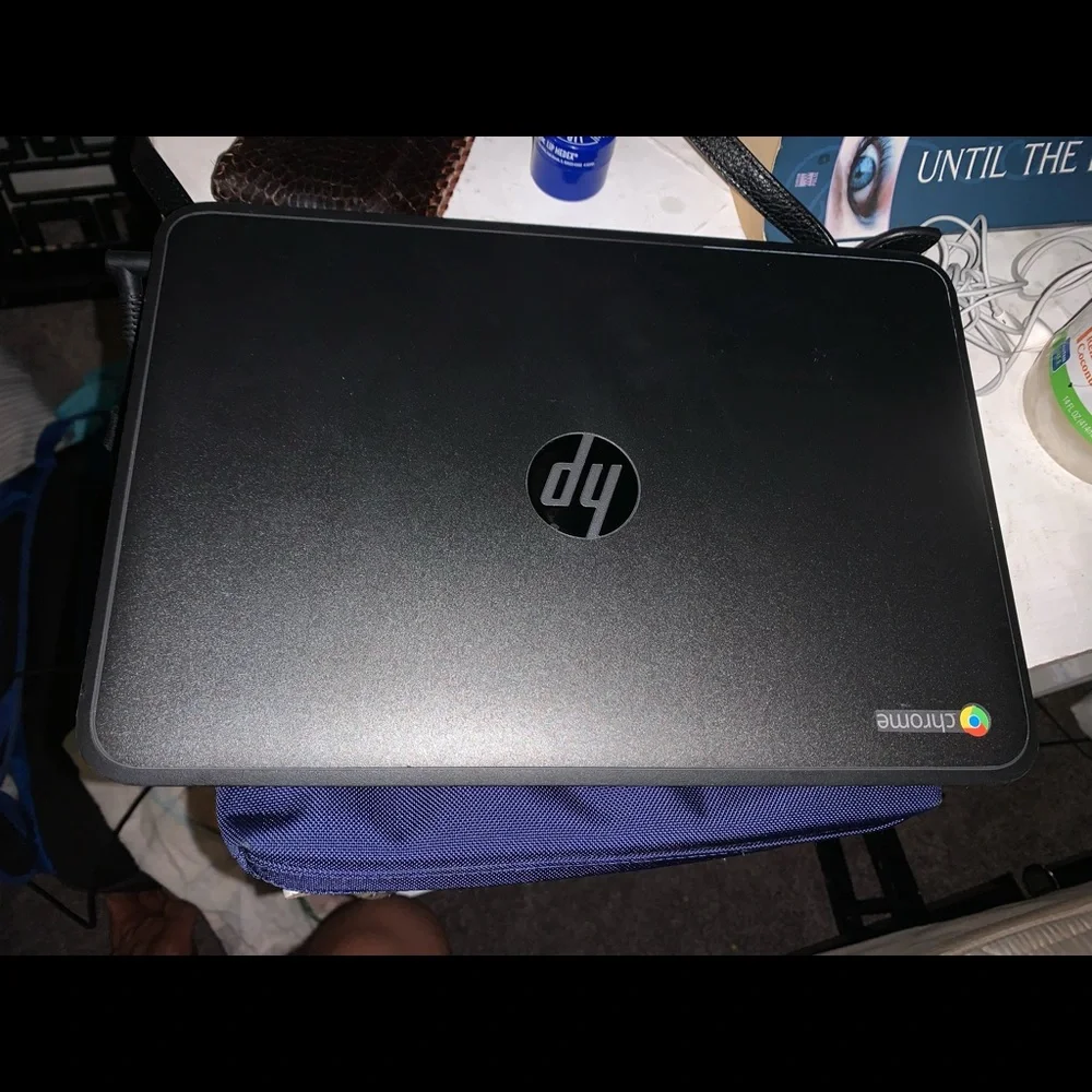 Touch screen chrome book